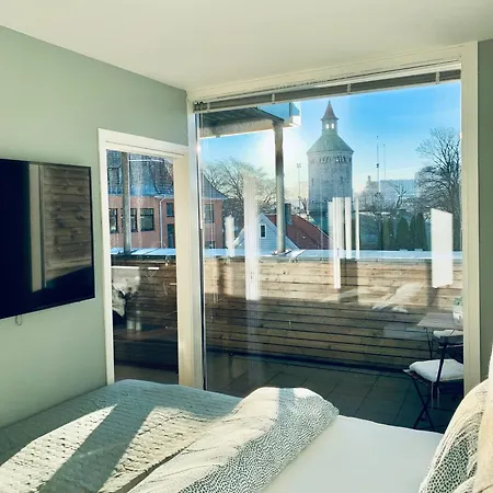 Central, Modern And Stunning View Apartment Stavanger